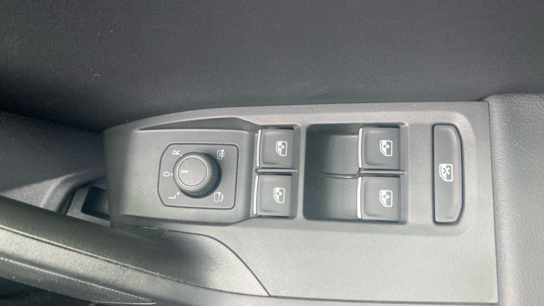 SEAT Leon 1.5 e-Hybrid FR 5dr DSG [DAP] Hatchback